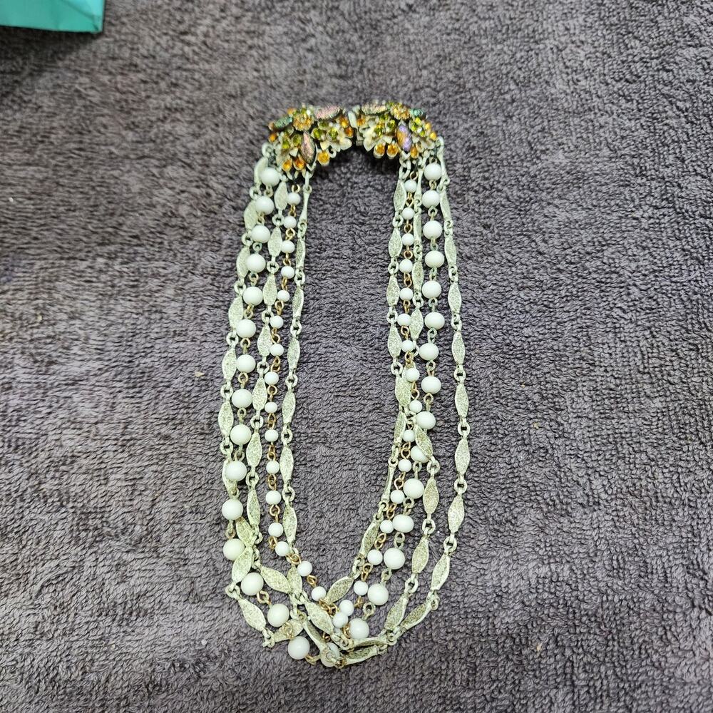 Vintage Florenza Nugget top and white wash multistrand necklace b34